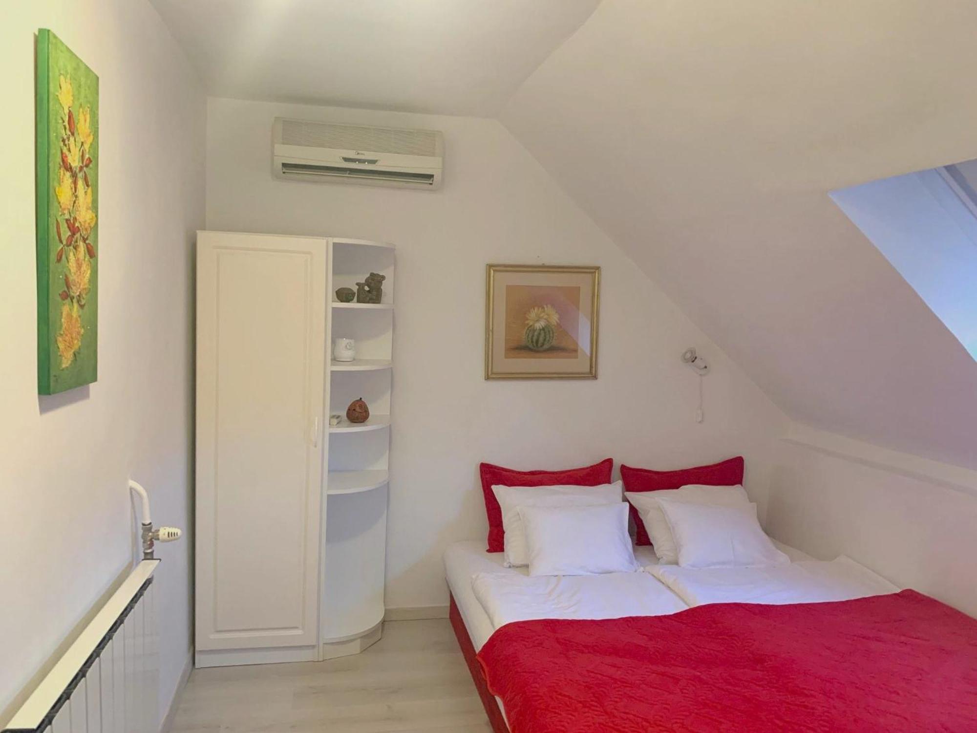 Flair Apartmanhaz Eger Zewnętrze zdjęcie