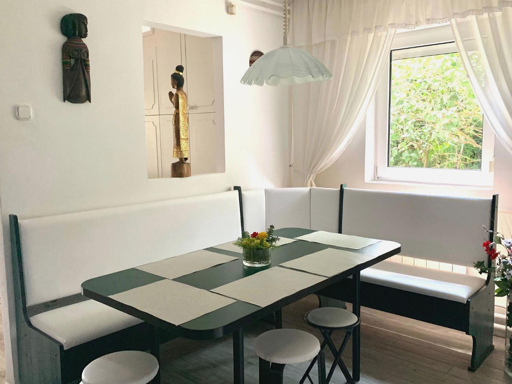 Flair Apartmanhaz Eger Zewnętrze zdjęcie