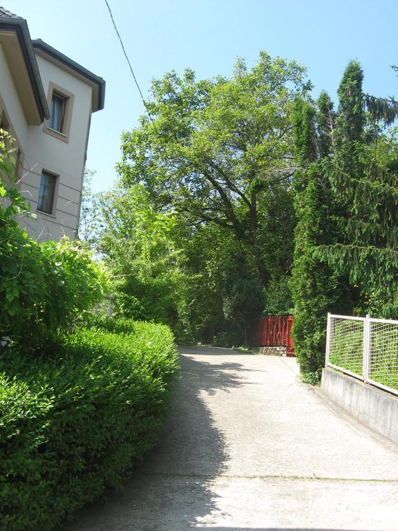 Flair Apartmanhaz Eger Zewnętrze zdjęcie