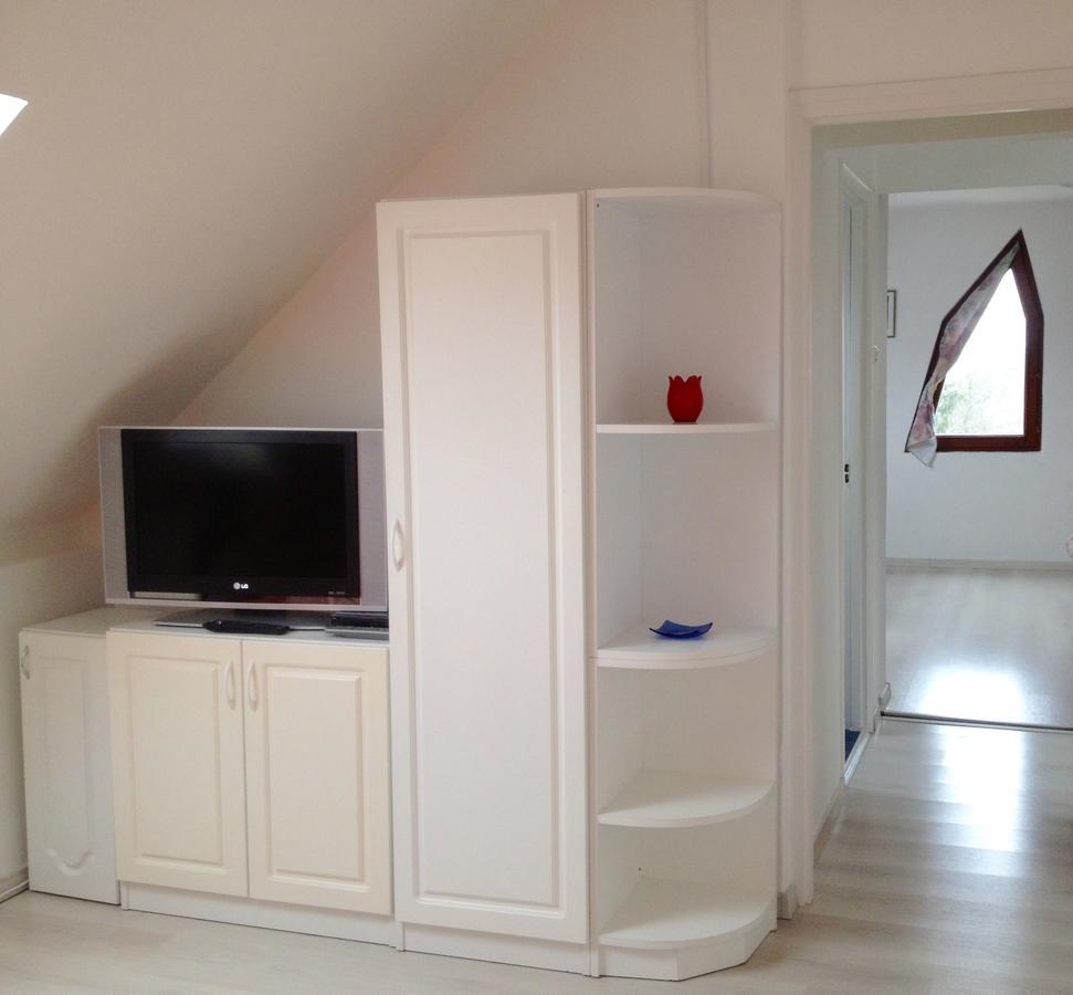Flair Apartmanhaz Eger Zewnętrze zdjęcie